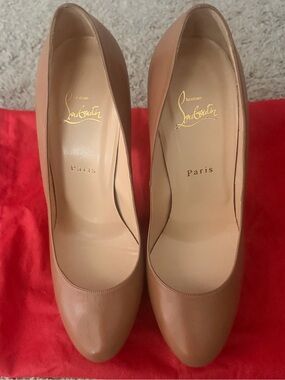 Christian Louboutin Beige Leather Round-Toe Pumps